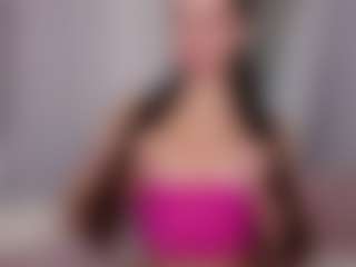aliceqq's Live Sex Cam Show