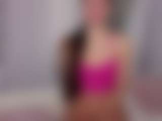aliceqq's Live Sex Cam Show