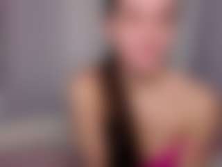 aliceqq's Live Sex Cam Show