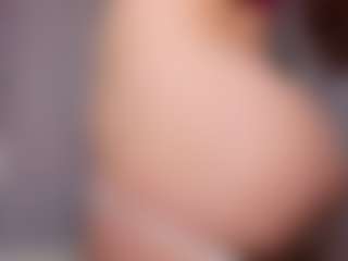 Live cam show with aliceqq - Fingering on Camsoda