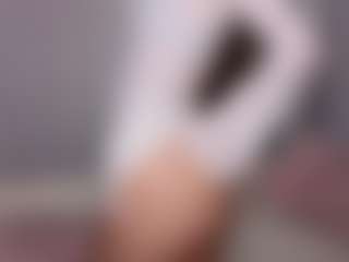 aliceqq's Live Sex Cam Show