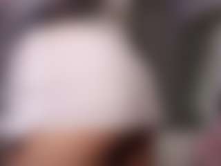 aliceqq's Live Sex Cam Show
