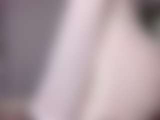 aliceqq's Live Sex Cam Show