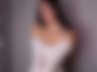 aliceqq's Live Sex Cam Show