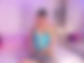 emmawilliams's Live Sex Cam Show