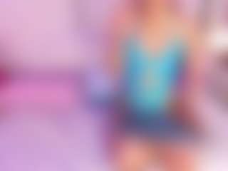 Live cam show with emmawilliams - Latina on TeamSkeetLive | colombia