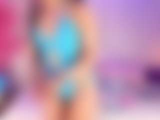 Live cam show with emmawilliams - Flashing on Latina Girls