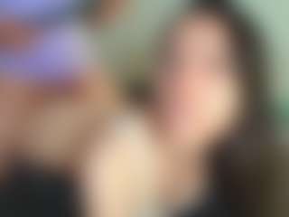 Live cam show with JeremmyAndStacy - Facial on Camsoda