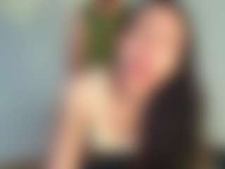 Live cam show with JeremmyAndStacy - Blowjob on AdultVida.com