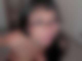 Live cam show with Vivian - Brown Hair on crypto-cams