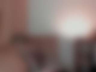 Live cam show with Vivian - Fingering on 1on1-livenow