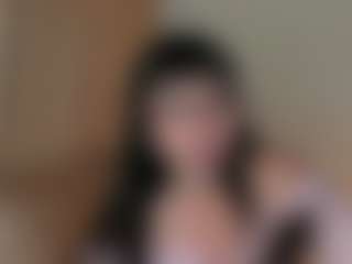 Live cam show with Vivian - Hairy Armpits on Gym Cam Girls
