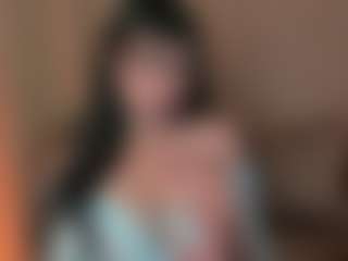 Live cam show with Vivian - Fingering Young Adult on CamSodaAdn