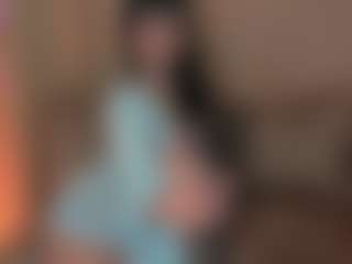 Live cam show with Vivian - Amateur Brown Hair on mypornchat.com