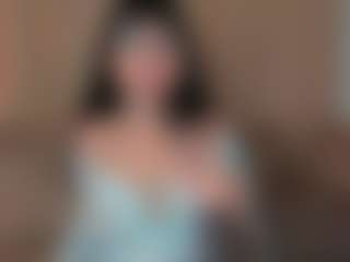 Live cam show with Vivian - Spank on Camsoda