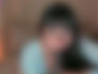 Live cam show with Vivian - Bedroom on madthumbs