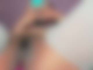 Vivian's Live Sex Cam Show