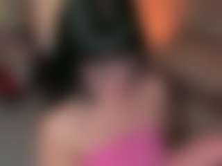 Live cam show with Vivian - Hairy on CamClone