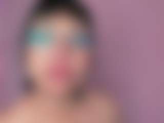 Vivian's Live Sex Cam Show
