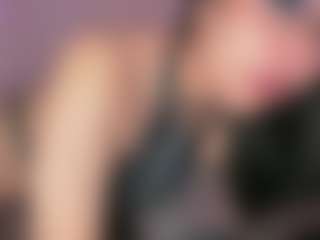 Live cam show with Vivian - Cuckold on Camsoda