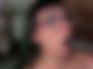 Live cam show with Vivian - HD Brown Hair on Sweet Sext