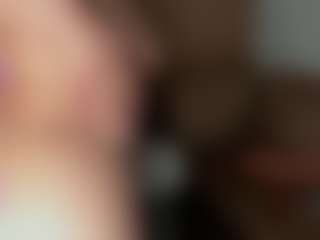 Live cam show with Vivian - Blowjob on Camsoda