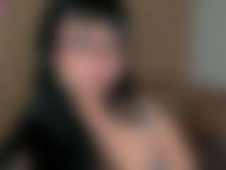Live cam show with Vivian - Brown Eyes Brown Hair on Hubzter Live