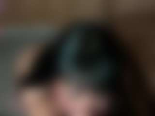 Live cam show with Vivian - Orgasm on StripNow