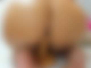 Live cam show with MADYROWAN - Ahegao on Chatstar
