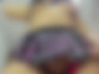 Live cam show with MADYROWAN - Cowgirl on Chatstar