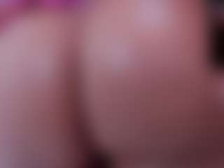 Live cam show with MADYROWAN - Curvy Latina on x69.live | colombia