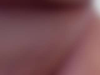 Live cam show with MADYROWAN - Brown Eyes Red Hair on AdultVida.com