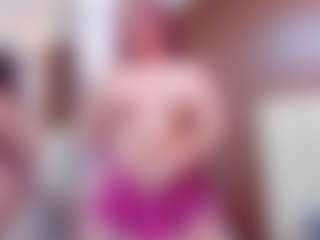 Live cam show with MADYROWAN - Colombia Young Adult on Fling VIP Chat