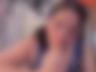 Live-camshow met MADYROWAN - Colombia op Camsoda