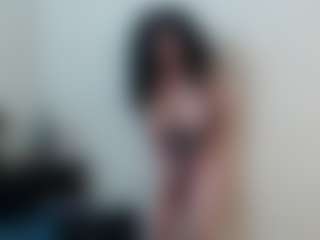 Live cam show with SalomeLHot - Striptease on Sweet Sext