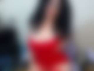 Live cam show with SalomeLHot - Normal on livesuperchat.net