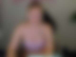 Live cam show with Anna - Body Massage on liverealitysex.com