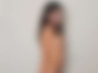 Live cam show with FionaMoore - Body Massage on googirlz