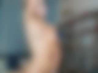 FionaMoore's Live Sex Cam Show