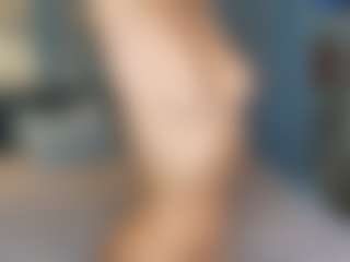 Live cam show with FionaMoore - Body Massage on https://playwithruby.com