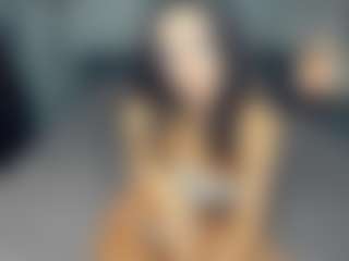 Live cam show with FionaMoore - Body Massage on Nude Chat * 1 On 1 Webcam Sex * Live Cam Show