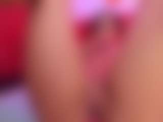 Live cam show with MajooGomez - Dildo on Mixed Magazine Live