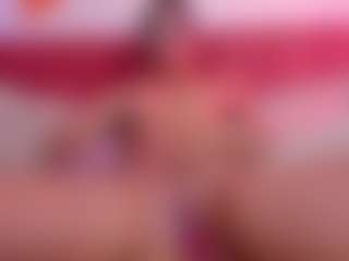 Live cam show with MajooGomez - Amateur on TeamSkeetLive