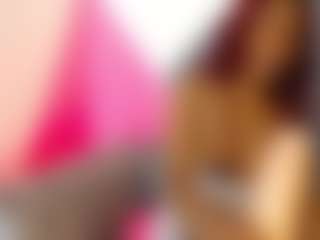 Live cam show with Agata-Grubisic - Petite on boobsie.com