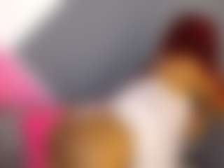Live cam show with Agata-Grubisic - Cock Rating on Soda Cam