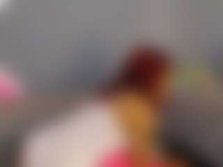 Live cam show with Agata-Grubisic - Red Hair on studioflirtlive.com