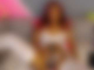 Live cam show with Agata-Grubisic - Big Ass on CamSodaAdn