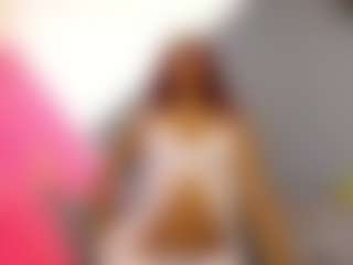 Live cam show with Agata-Grubisic - Ebony on boobsie.com