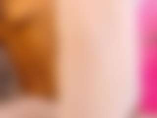 Live cam show with Agata-Grubisic - Petite on Pornisteam.com