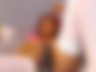 Live cam show with Agata-Grubisic - Dance on xDating